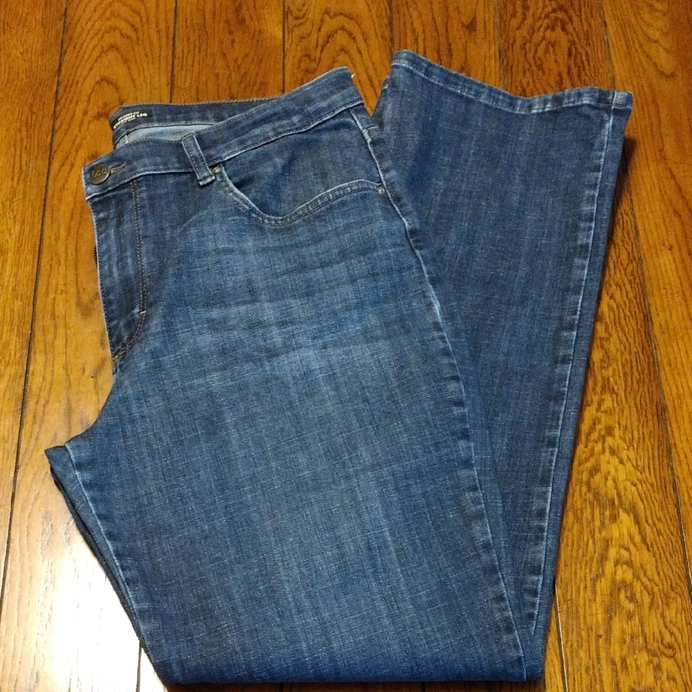 Lee Women's Straight Leg Blue Jeans